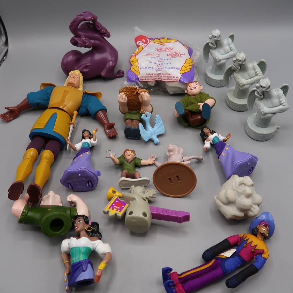 Vintage Disney 90's‎ HUNCHBACK OF NOTRE DAME Toy Lot Quasimodo Pheobus Clopin